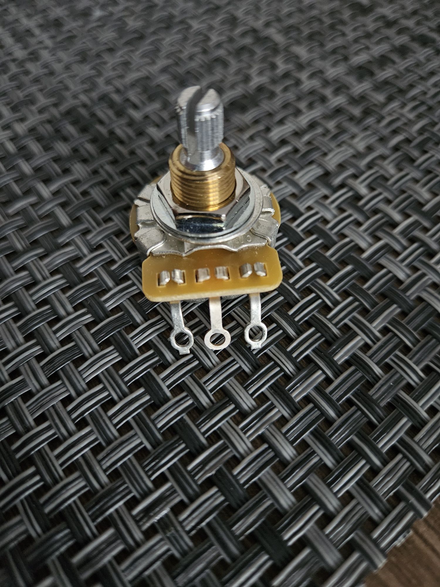 Potencjometr CTS 250k