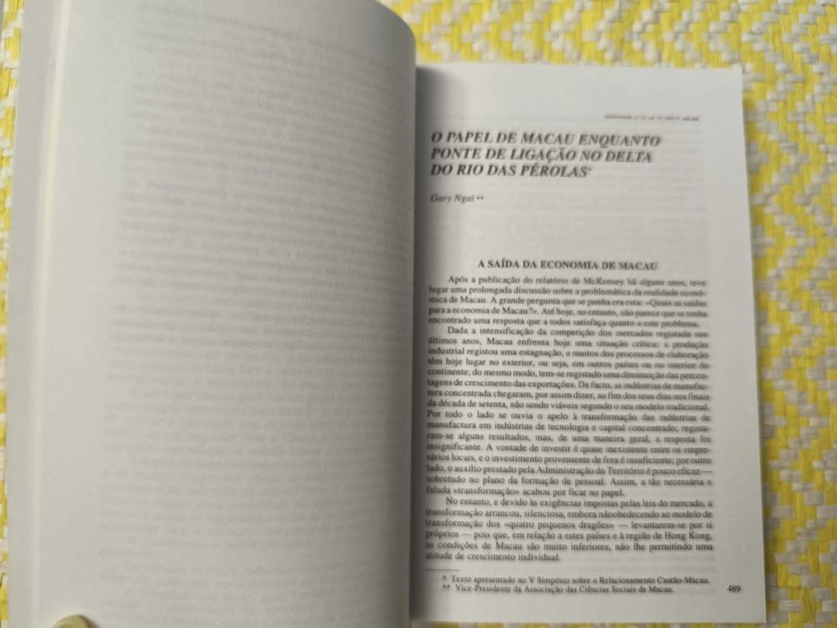 Revista da Administração Publica de Macau 
Revista（Número 21）Ano: 1993