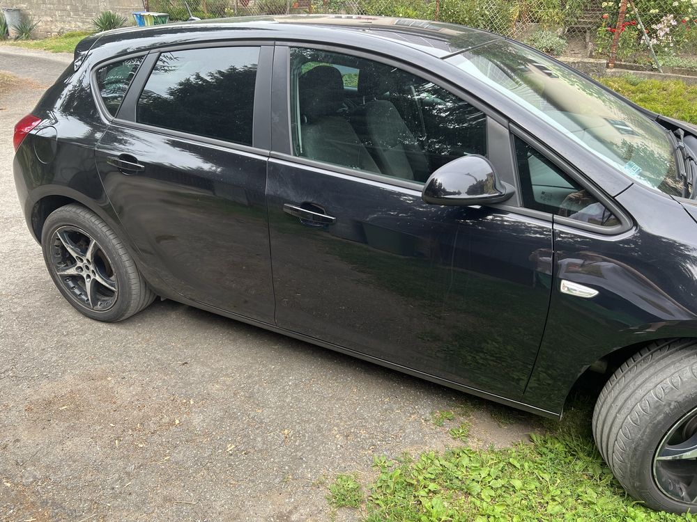 Opel Astra J 11.2010