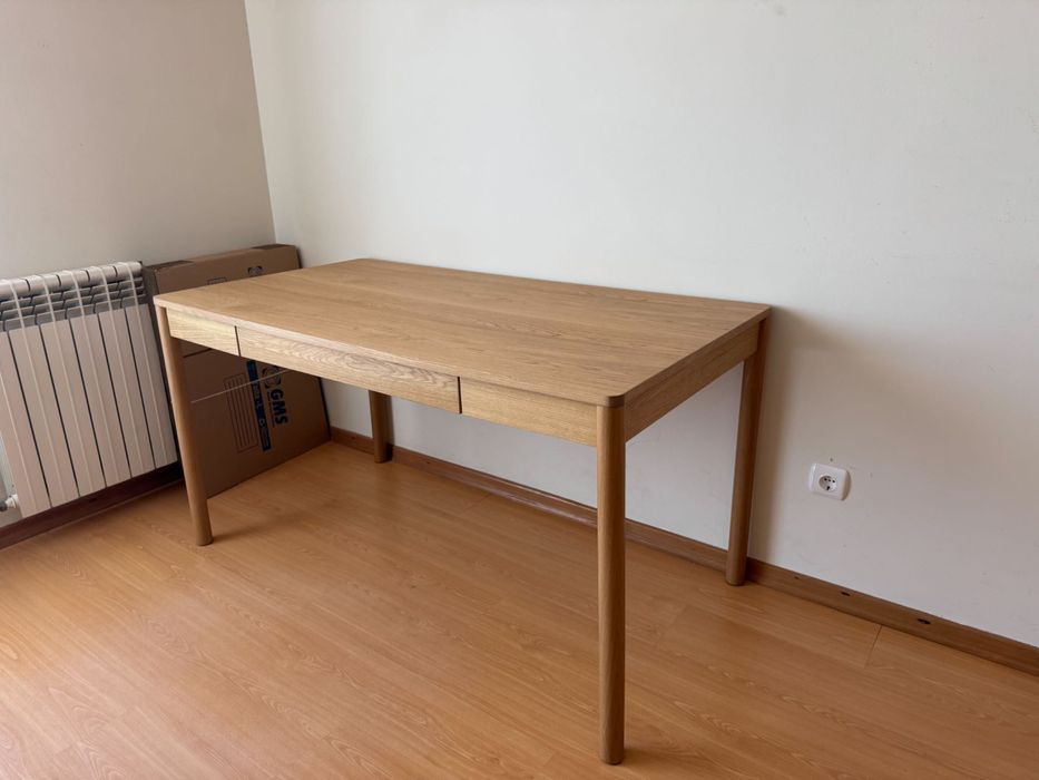 IKEA TONSTAD
mesa de escritório (carvalho)