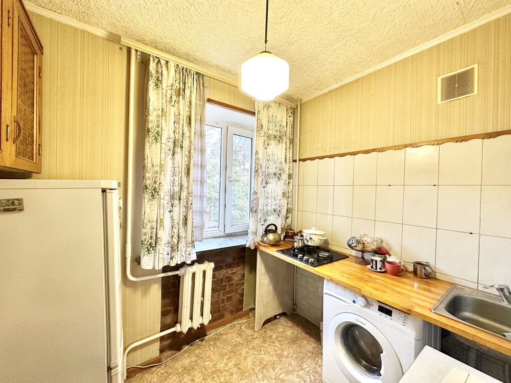 Продаж  квартири по вул Одеській 3/5 цегла