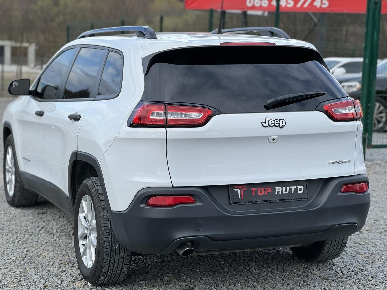 Jeep Cherokee 2017 2.4 бензин