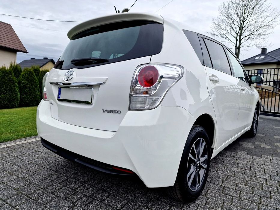 Toyota Verso I właś. PREMIUM 1.6 benzyna 137tyś km. PANORAMA KAMERA Serwis STAN BDB