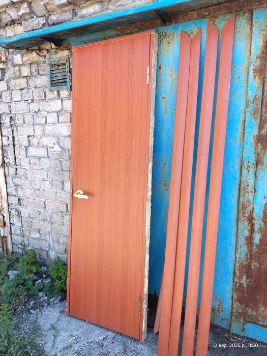 Двери межкомнатные 2,03*0,65м