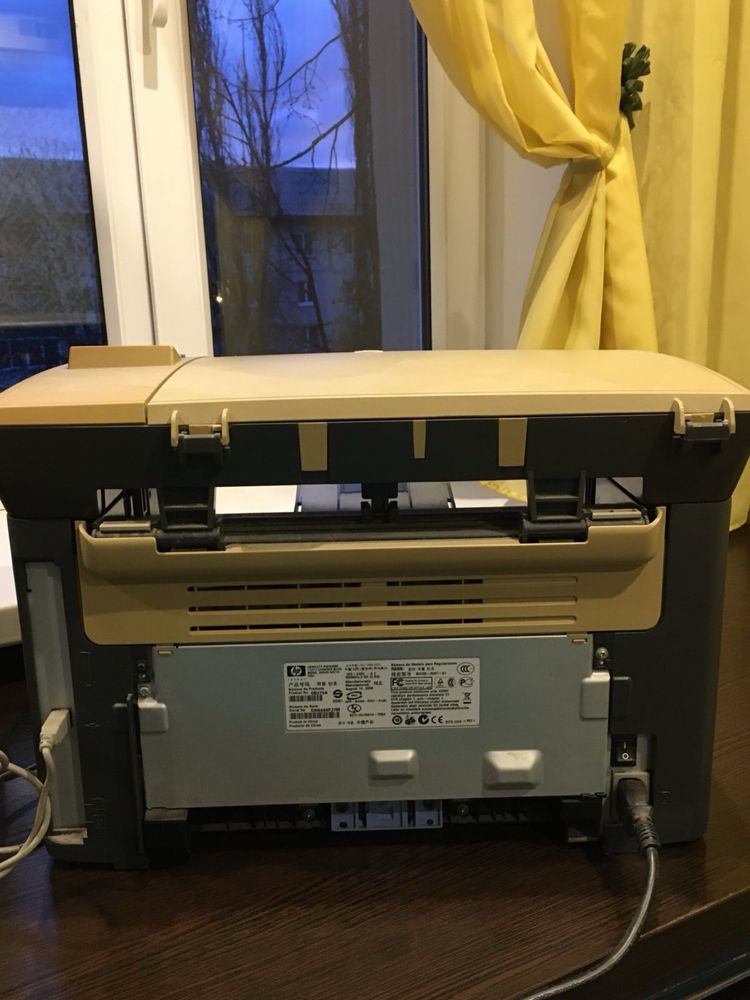 HP LaserJet M1005 принтер