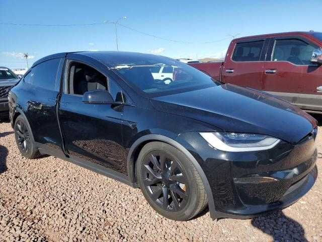 2023 року Tesla Model X