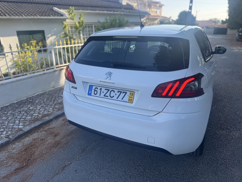 Peugeot 308 1.5 HDI NACIONAL