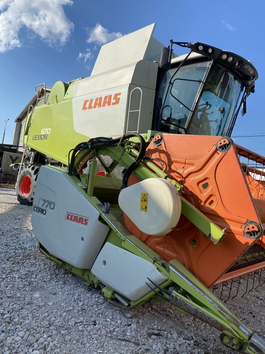 Claas Lexion 670  2012 року  жатка 7.5 Vario