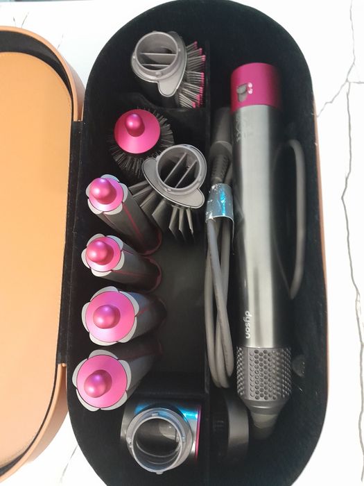 Стайлер Dyson. Бу.