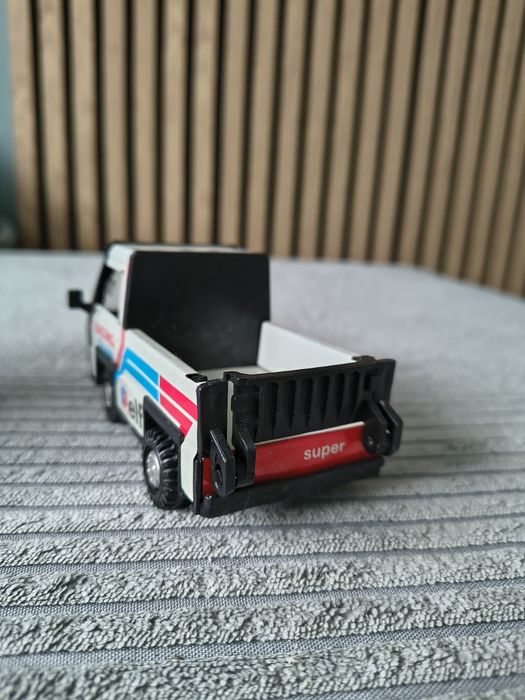 Ciężarówka auto PRL racing team Elf