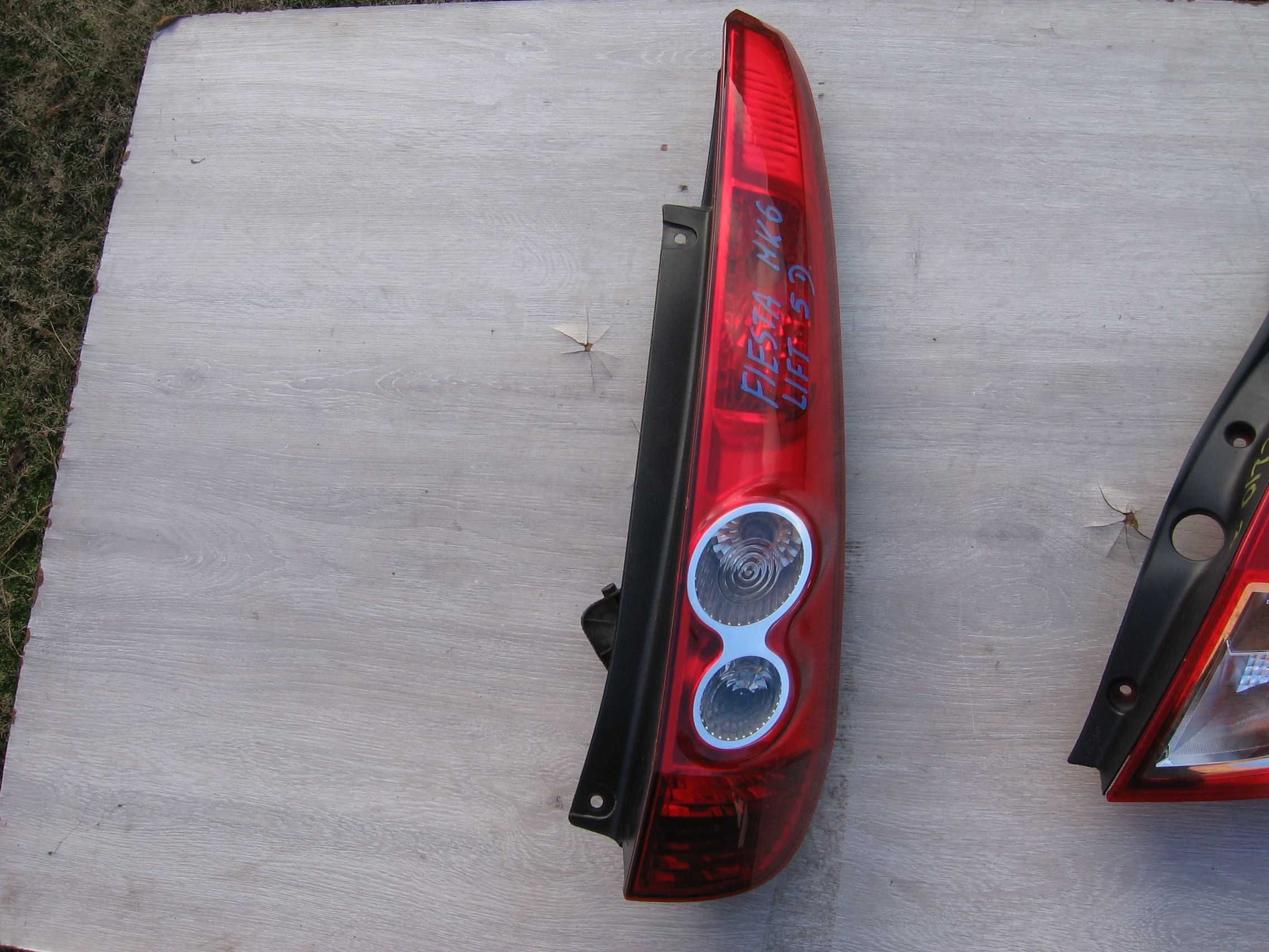 Lampa tylna prawa Fiesta mk6 lift