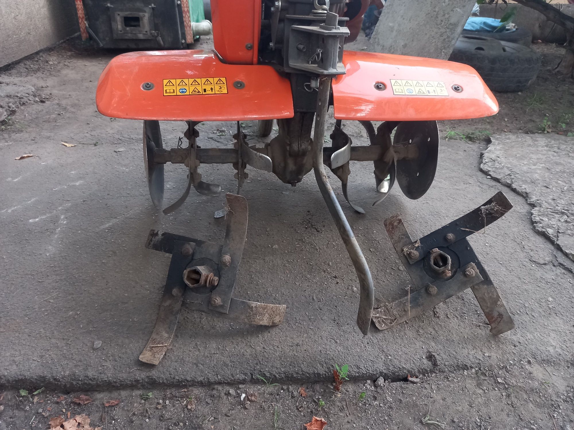 Продам культиватор Husqvarna TF 230