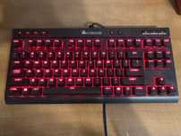 Klawiatura mechaniczna Corsair K63 Red Led