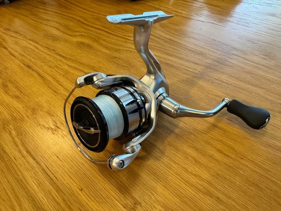 Shimano Stradic 2500HG-L topowy kołowrotek Shimano, stan bardzo dobry