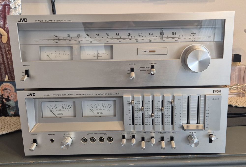 JVC    JA-S44   JT-V22  zestaw wzmacniacz + tuner  vintage