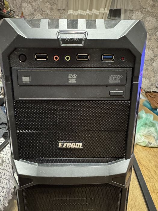 комп'ютер EZCOOL.