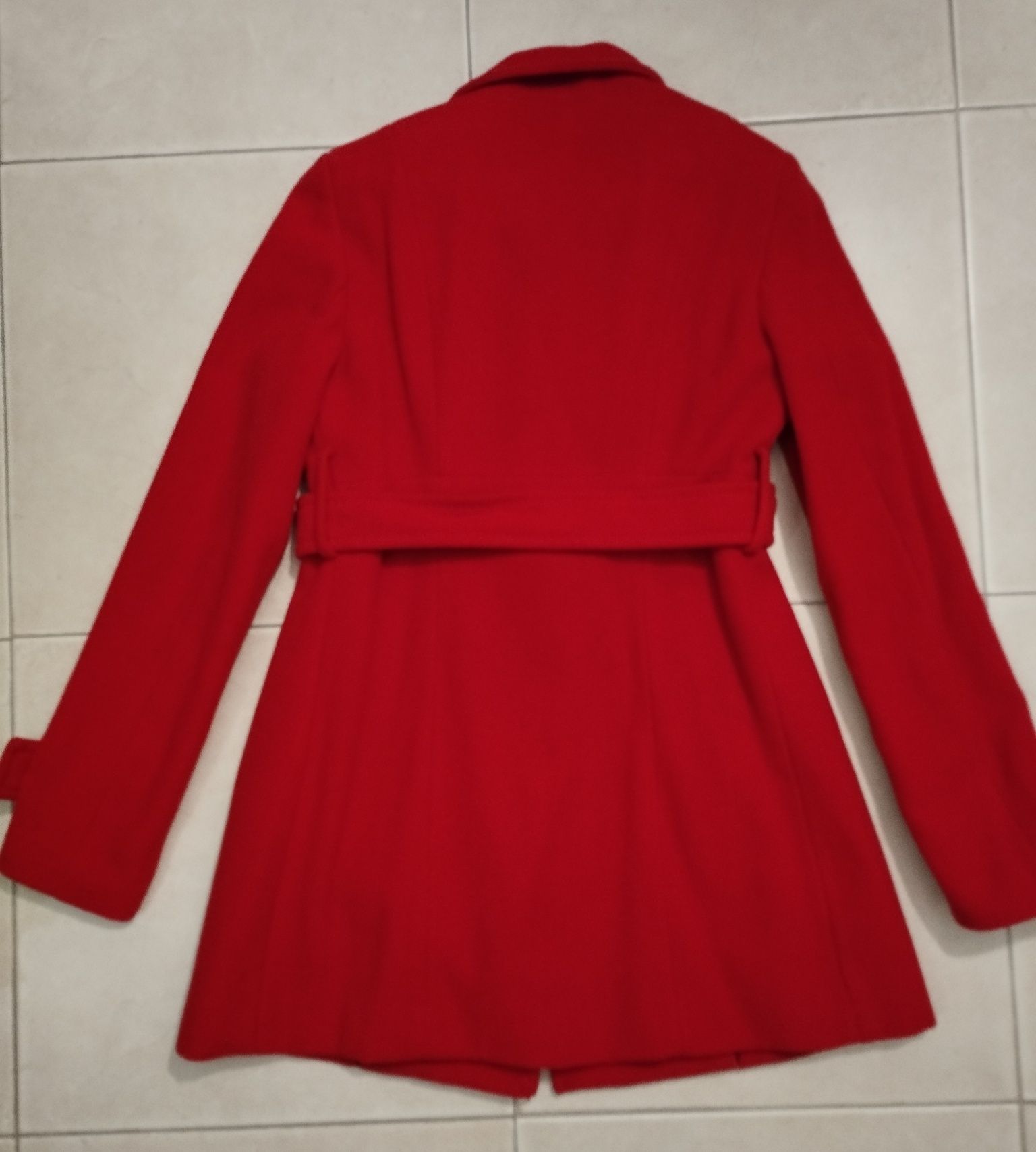 Casaco vermelho Stradivarius