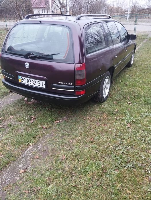 Продам Опель омега.