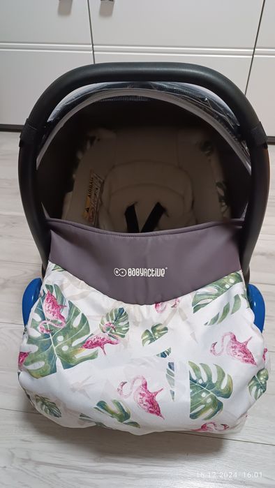 Fotelik samochodowy Avionaut Kite