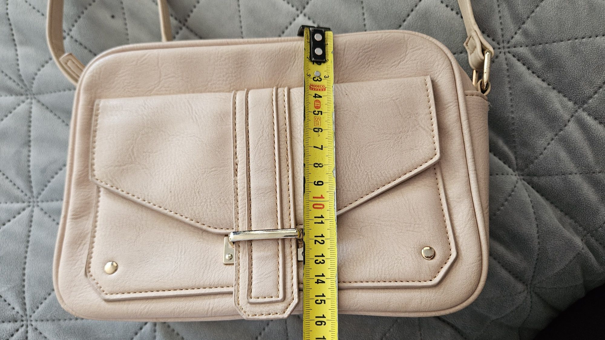 Torebka F&F wymiary ok.23x16x8 cm