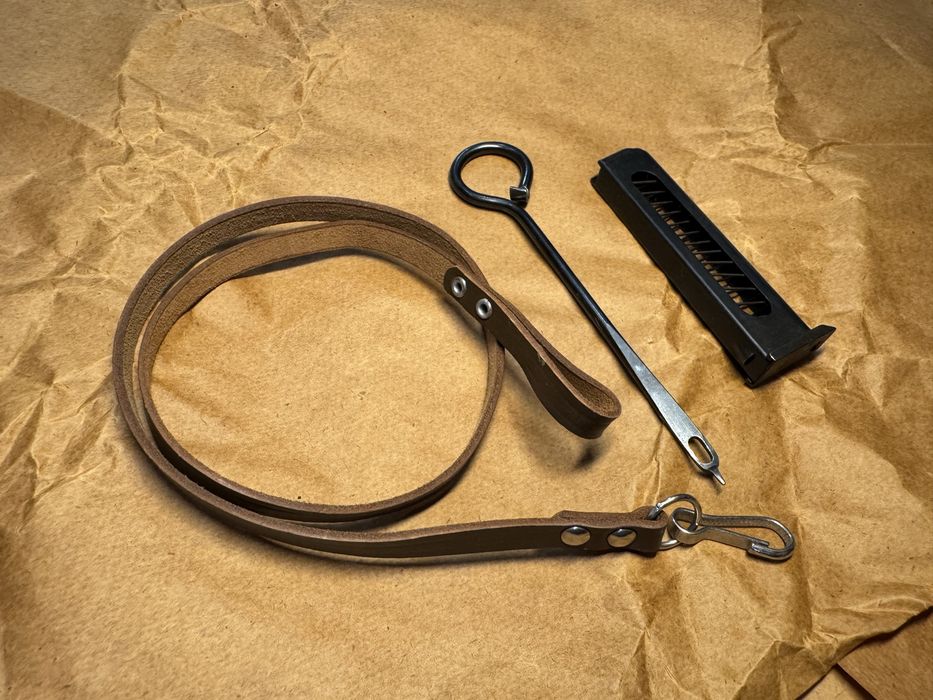 Тренчик ( ремінець ) + шомпол ( протирка ) для ПМ