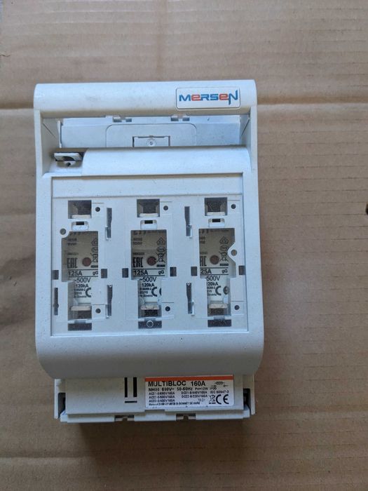 Тримач (роз'єднувач) запобіжників 160А