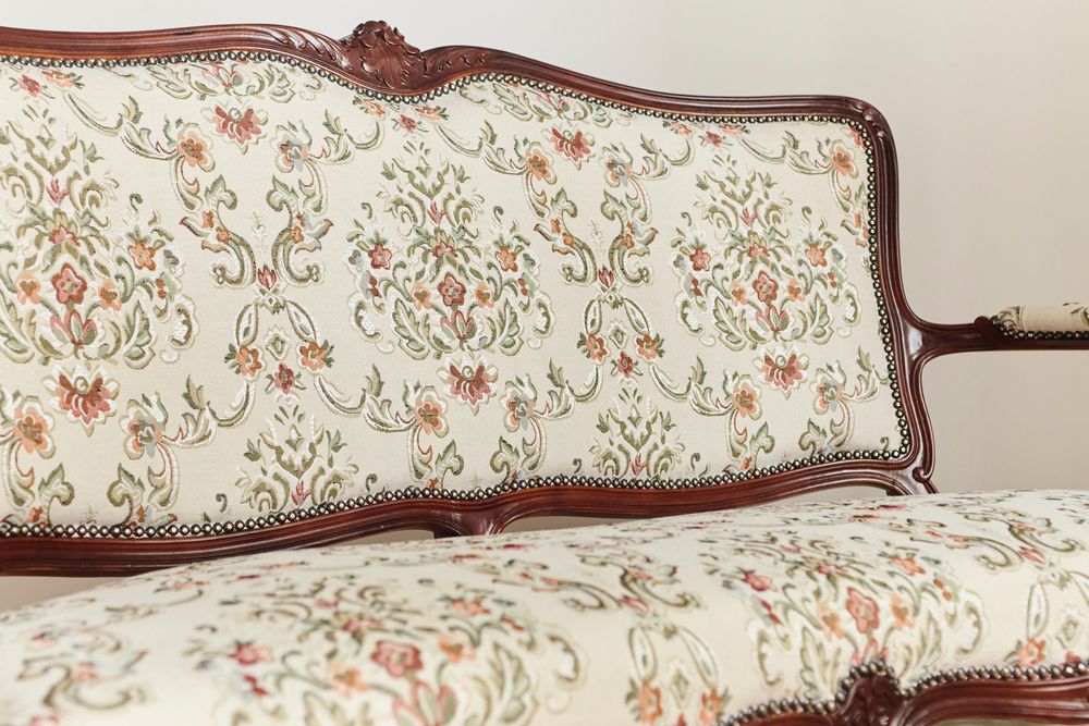 Zestaw wypoczynkowy w stylu Ludwik XVI