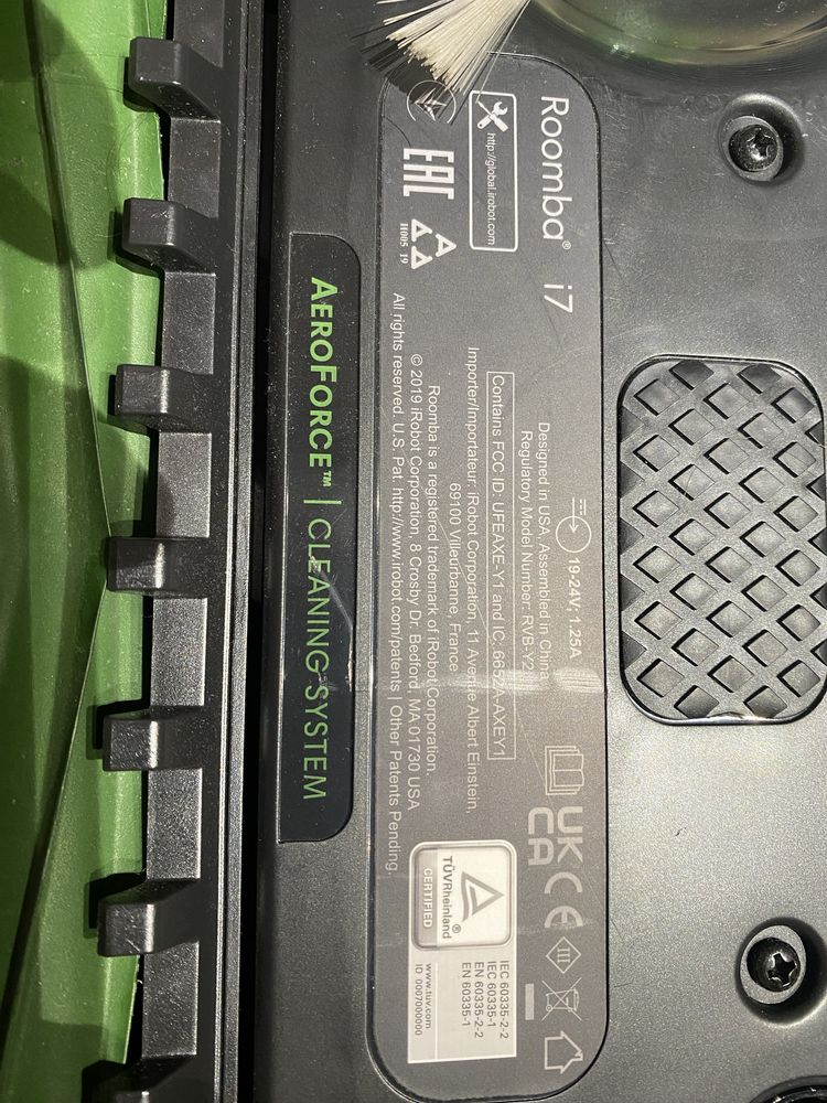 iRobot Roomba I7