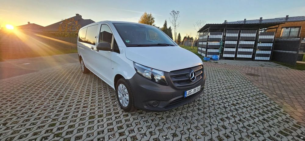Mercedes-Benz Vito 9 osobowy tempomat klimatyzacja nawigacja hak