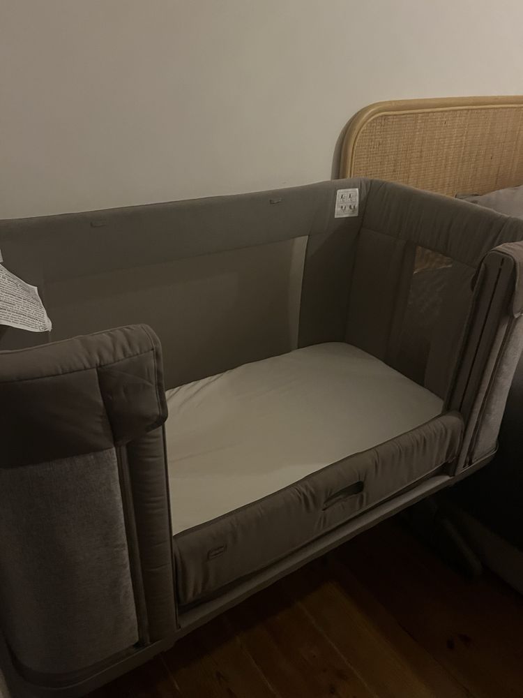 Chicco – Berço Next2Me Forever – Almond (como novo)