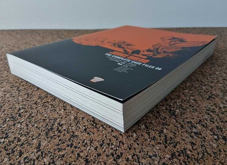 BD - Judge Dredd: The Complete Case Files 06