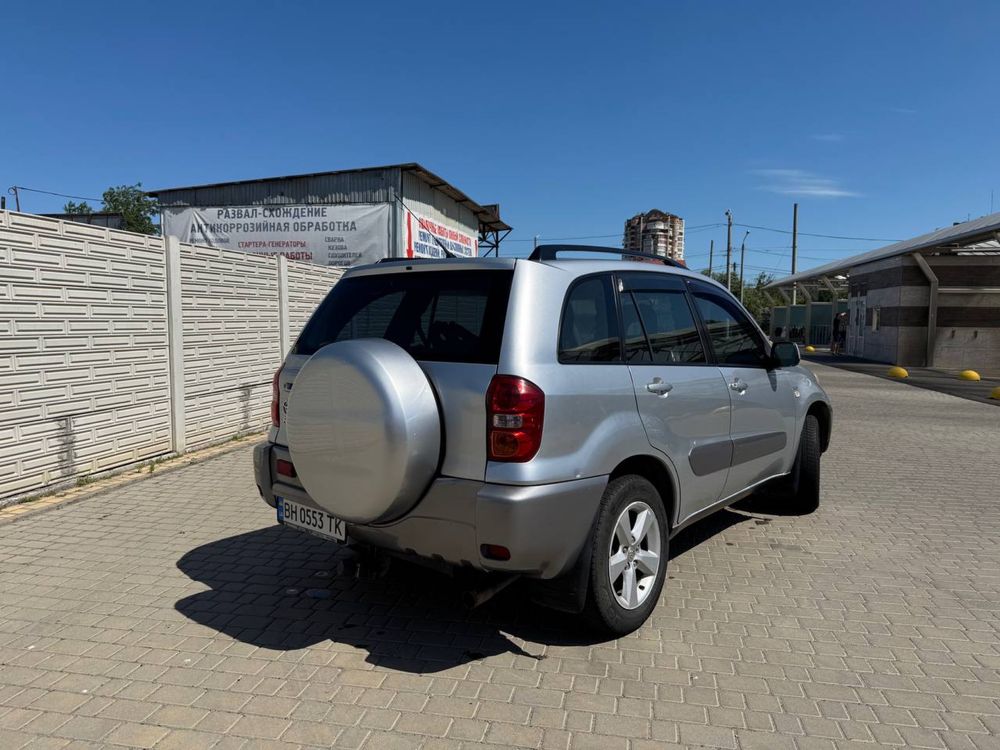 Toyota Rav 4 надежная и не прихотливая