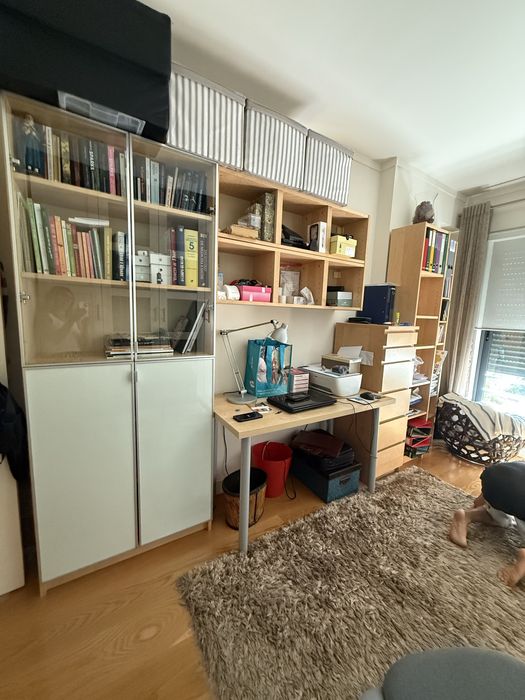 Módulos da marca ikea para escritório