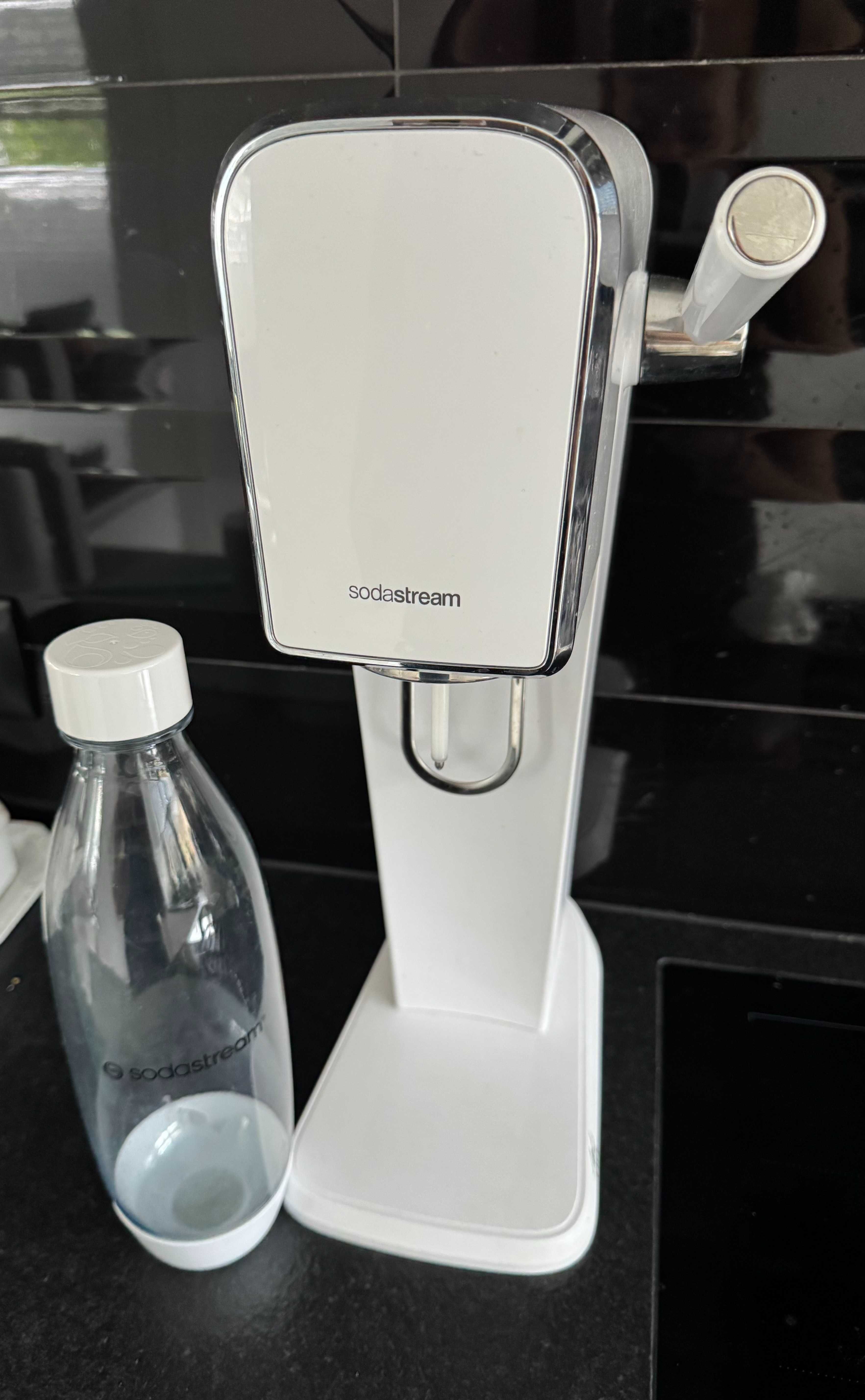 Saturator soda stream biały +butelka
