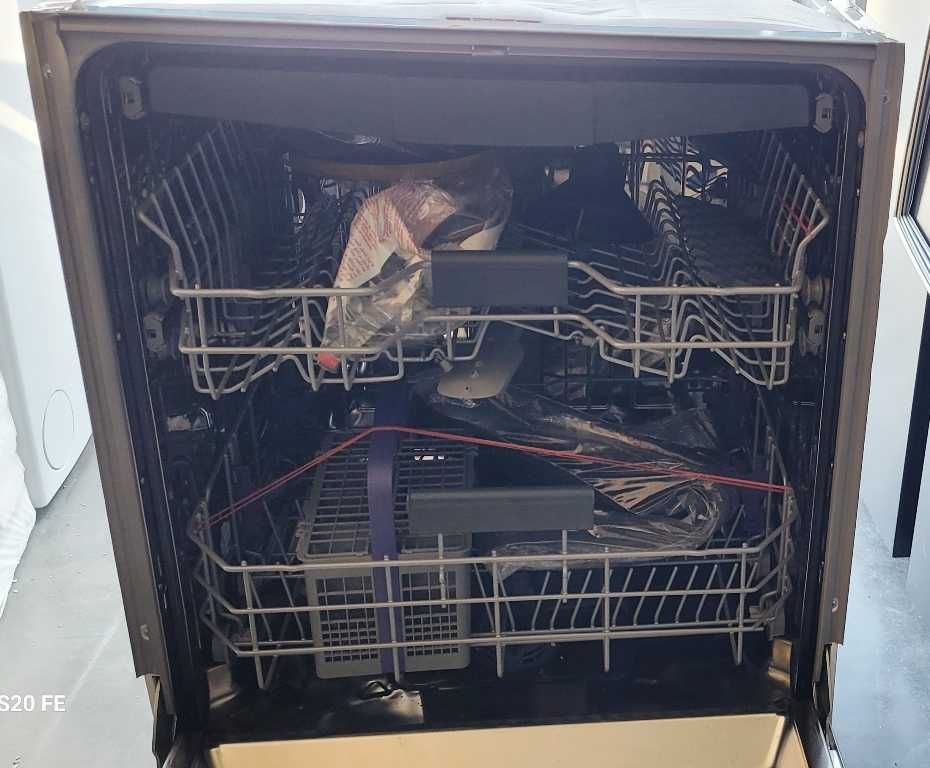 Zmywarka BEKO DIN28433