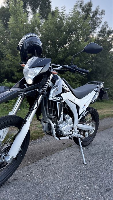 Мотоцикл Loncin lx300gy