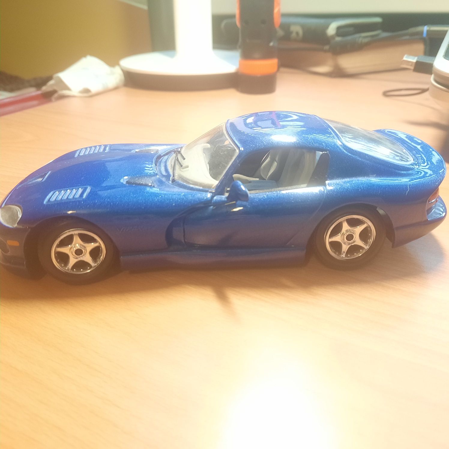 Іграшкова машинка Viper GTS coupe
