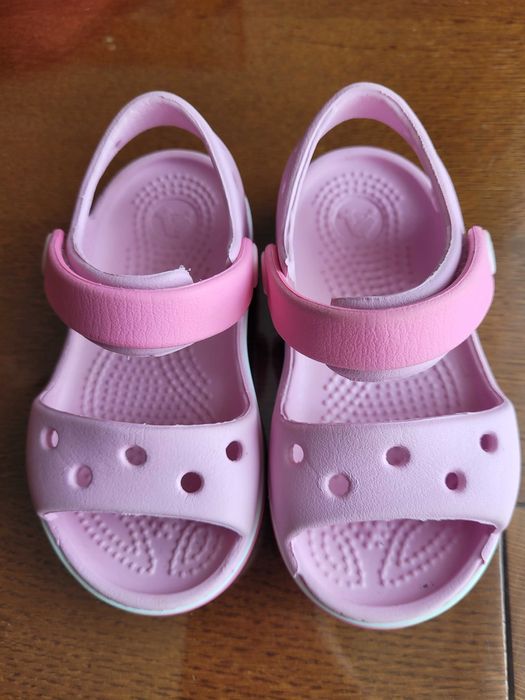 Sandałki Crocs c6