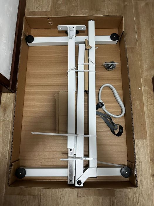 Coluna de suspensão de solo p/ ajuda a pessoa c/ mobilidade reduzida