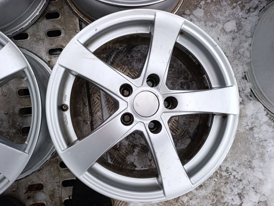 Meriva B Astra H felgi aluminiowe 16 cali ładny stan  5x110