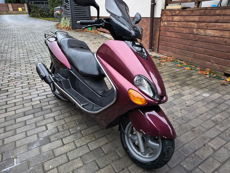 Skuter mbk skyliner Yamaha majesty 125 sprawny ładny skuter.