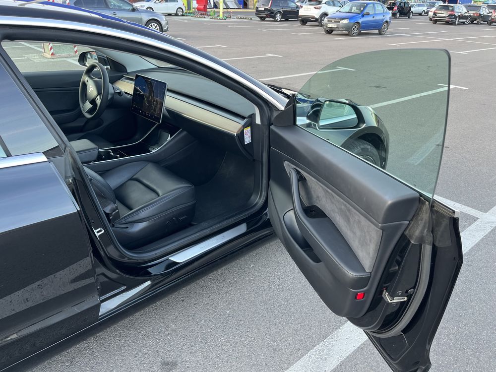 Tesla Model 3 Long Range Dual Motor