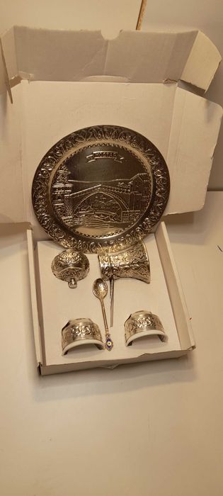 Zestaw nowy do parzenia kawy po turecku .