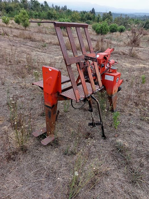 Rachador de lenha horizontal