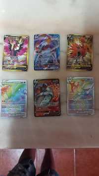 Vendo 2 aves de galar, 2 cartas brilhantes,e mais 2 cartas adicionais