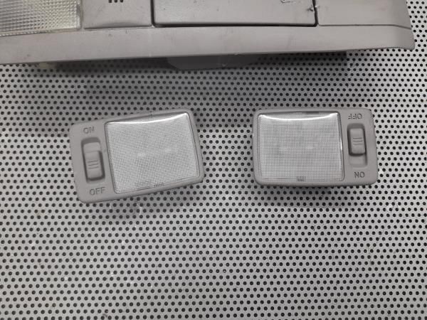 Plafonier frente TOYOTA Prius Hatchback (_W2_)