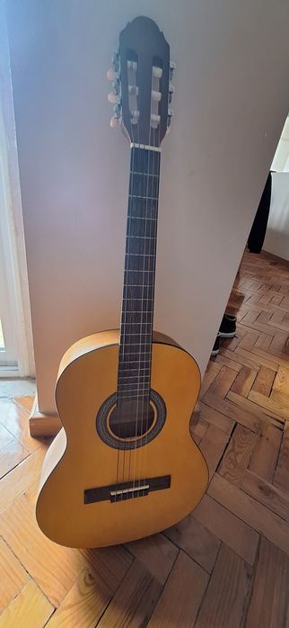 Guitarra clássica stagg para criança