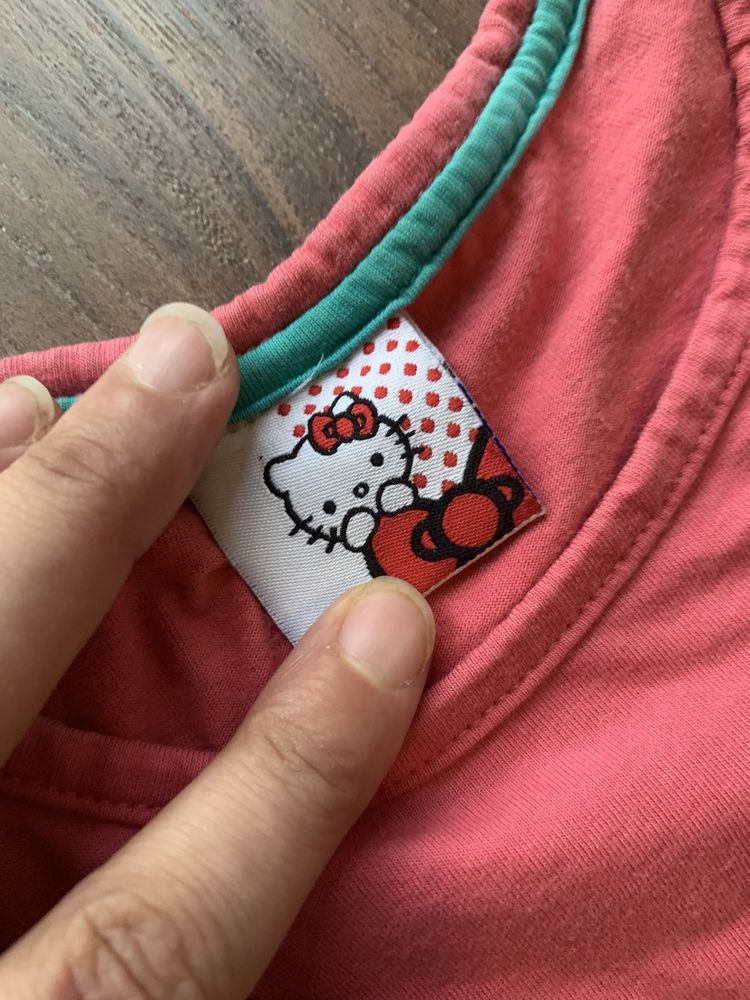 Koszulka dla jedenastolatki Hello Kitty