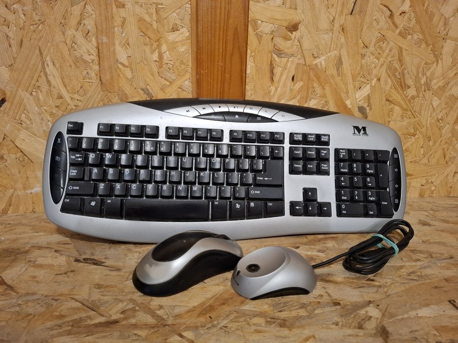 Klawiatura i myszka bezprzewodowa ModeCom MC-6000