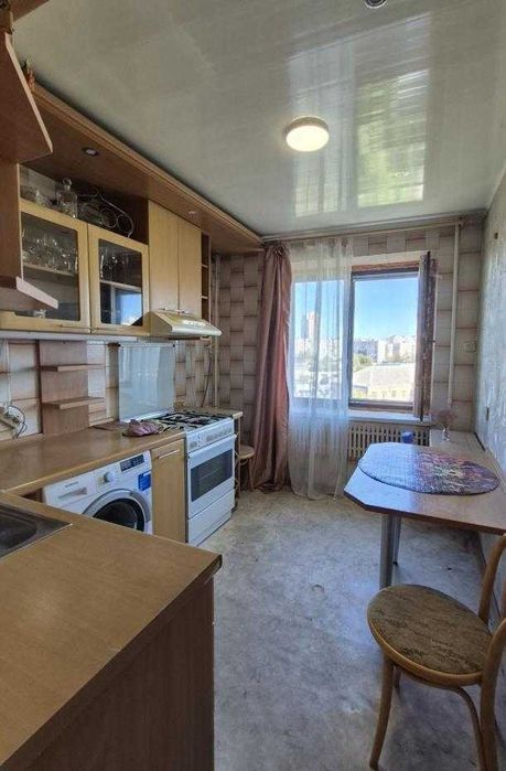 Продам 2х комнатную квартиру улучшенной планировки на Холодной Горе